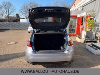 Peugeot 308 GT Pack*2.HAND*KLIMA*NAVI*TOT*PANO*AUTOMATIK - photo 9