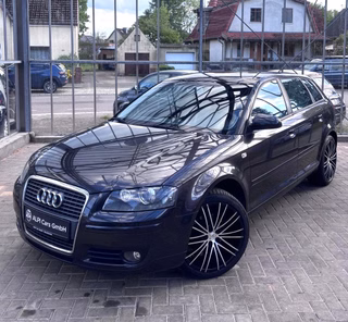 Audi A3 1.6 FSI Sportback  EINPARKHILFE/SITZHEIZ./TEMP.