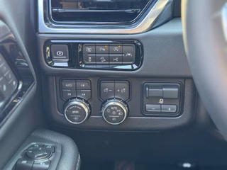 GMC Yukon Denali 6.2l V8 + 3 Jahre Garantie - foto 28