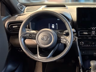 Toyota Yaris Cross Hybrid FWD Style Plus + Head Up + JBL + Matrix LED - foto 17