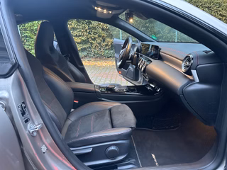Mercedes-Benz CLA 250/AMG Line - foto 13