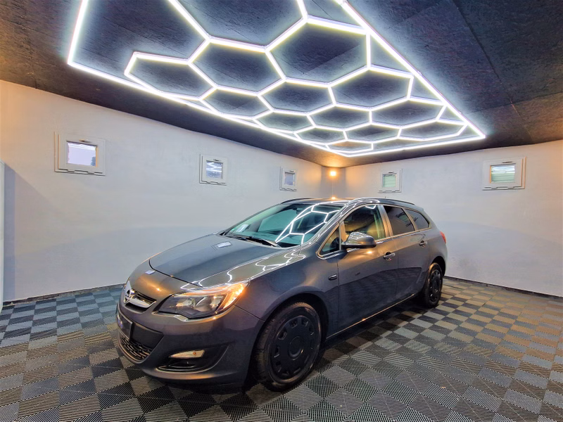 Opel Astra J Sports Tourer Selection