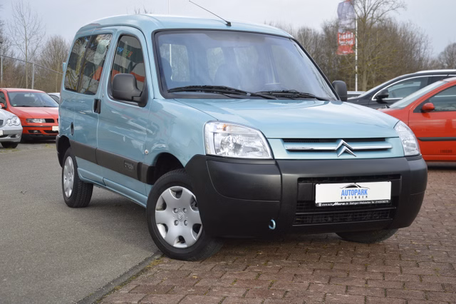 Citroen Berlingo 1.4 First Kombi *Klima*2xSchiebetür*1.HAND Gebrauchtwagen Kaufen | EZ 03/2009 | Preis 5.490 €