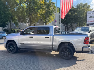 Dodge RAM 1500 Laramie Night AHK , Beifahrerdisplay - bilder 12