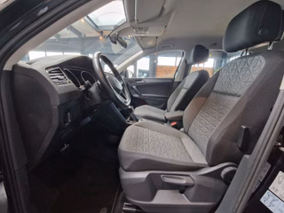 Volkswagen Tiguan Life 2,0TDI*KAMERA*AHK*NAVI*CLIMATRONIC - bilder 7