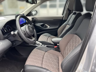 Toyota Yaris Cross + Advanced Technik- Safety Paket + JBL - bilder 10