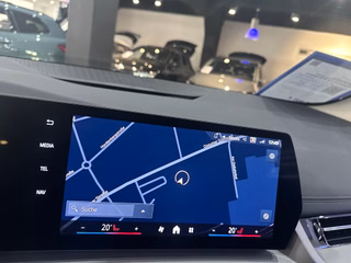 BMW 218 Active Tourer LUXURY ACC KAM AMBIENTE 8-FACH - bilder 15