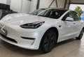 Daumennagel 4 - Tesla Model 3 Premium Long Range RWD