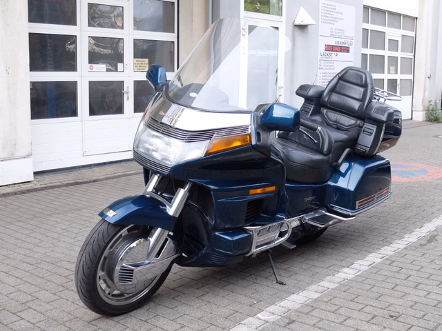 Honda Gold Wing 1500 neue Reifen neuer Zahnriemen - фото 1