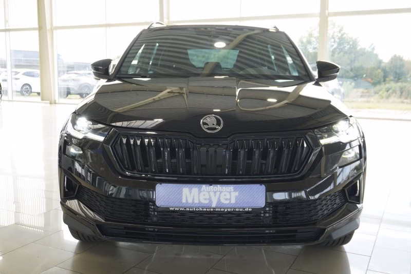 Skoda Karoq Sportline 2,0TDI DSG 4x4 aAHK/4*J.Gar/Matrix/Navi    **