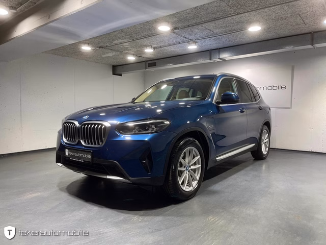 BMW X3 xDrive 30 e Facelift Gebrauchtwagen Kaufen | EZ 11/2021