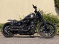 Daumennagel 7 - Harley-Davidson Breakout 117 Custom Jekill&Hyde Luft Lack Sitz