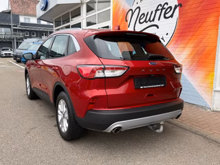 Ford Kuga Plug-In Hybrid Titanium 225PS AHK schenkbar - bilder 7