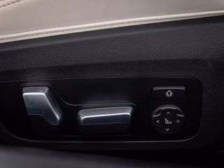 BMW M4 Competition LIVE-COCKPIT CARBON H-K 360° - foto 9