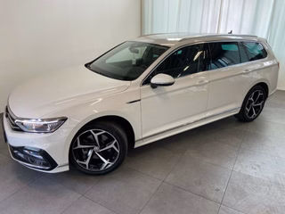Volkswagen Passat Variant 2.0 TDI DSG 4M R-LINE MATRIX 18"