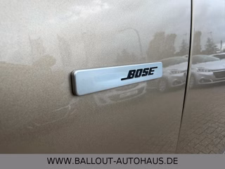 Renault Scenic III BOSE*1.HAND*KLIMA*NAVI*KEY*BT*AHK*CAM - photo 17