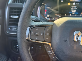 Dodge RAM 5.7 V8 Sport Modell 2026 + offizielles Fahrzeug - foto 26