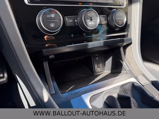 Volkswagen Golf VII Lim. Sound*2.HAND*KLIMA*KAMERA*TEMPO* - foto 20