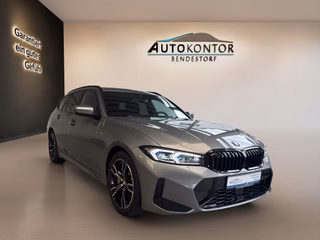 BMW 330 i xDrive M Sport Autom., LED Navi Kamera ACC - photo 3