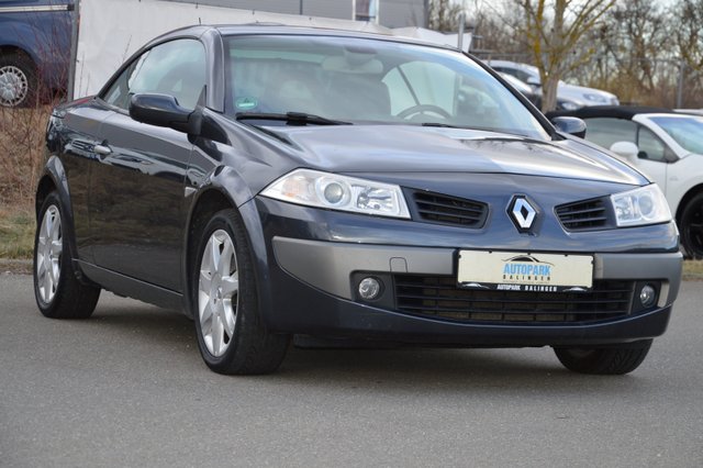 Renault Megane II Coupe/Cabrio Dynamique  Klimaautomatik Glasdach Gebrauchtwagen Kaufen | EZ 06/2006 | Preis 2.490 €