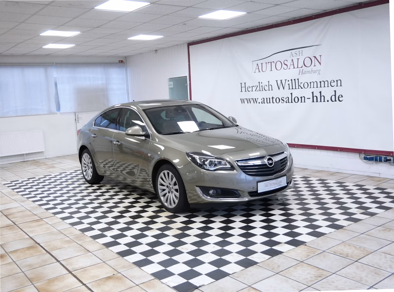 Opel Insignia Innovation 4x4*1Vorb.Rentner*Servicege*Premium-Ausstattung*