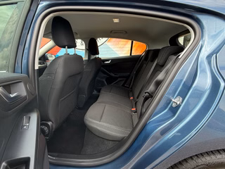 Ford Focus Titanium Mild-Hybrid/ACC/B&O-Sound - bilder 9