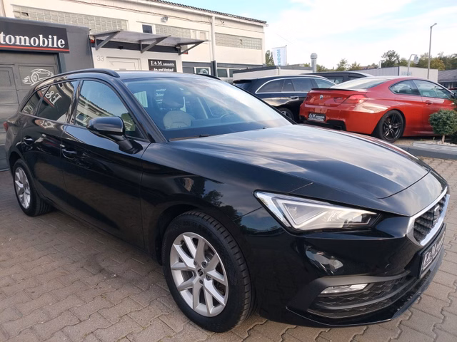 Seat Leon Sportstourer Style Automatik*1.HAND*NAVI* - foto 3