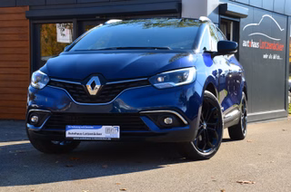 Renault Grand Scenic 8-fach | HeadUp| Navi| BOSE Used vehicle for sale | First registration 11/2019 | Price 24.990 €