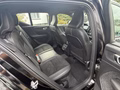 Daumennagel 21 - Volvo XC40 D4 R-Design AWD LED ACC Memory Navi SHZ CAM