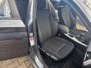 BMW 118 i*XENON*PDC*AHK*6.GANG*ALUFELGEN* - bilder 2
