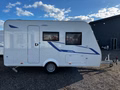 Daumennagel 6 - Caravelair Alba 390 Mod. 2026 1300 KG Shower/Cosy/Safety Heizung