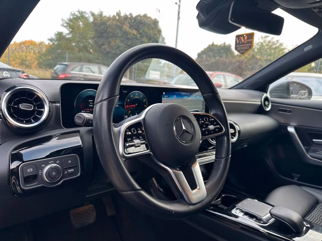 Mercedes-Benz A 250 DCT Kamera*Tempo*Navi*Memory - foto 8