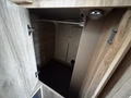 Daumennagel 43 - Eura Mobil Integra Line 720 EF Edition 101 Automatik 180 PS Hubbett