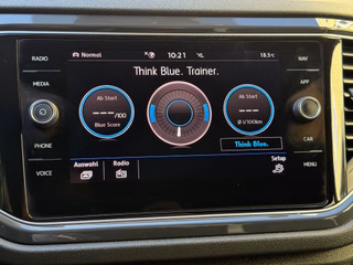 Volkswagen T-Roc Sport Automatik ACC SHZ - foto 24