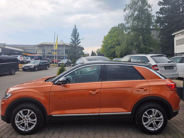 Volkswagen T-Roc IQ.DRIVE*NUR 80.750KM*NAVI*KAMERA*XENON* - foto 8