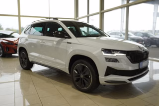 Skoda Karoq Sportline 1,5TSI DSG aAHK/Matrix/Kessy/Kamera   **