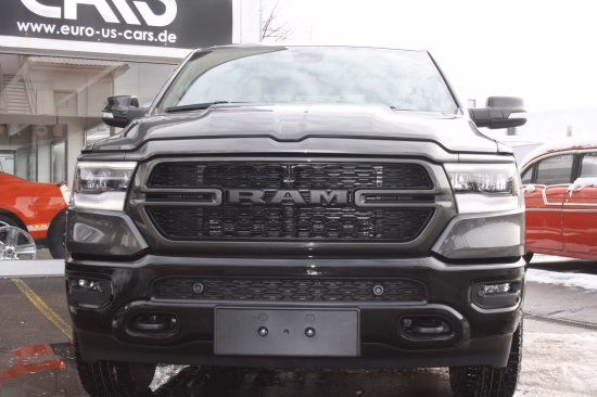 Dodge RAM 5,7ltr Crew Cab Backcountry 12Navi LED Offr