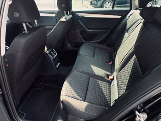 Skoda Octavia Combi Clever+Navi+Carplay+Tempomat+SHZ+ - foto 14
