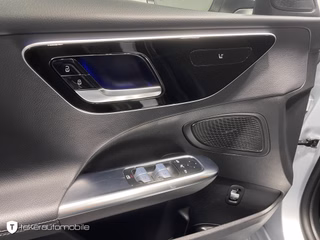 Mercedes-Benz C 300 T d *Avantgarde*CarPlay*Navi*LED* - foto 20