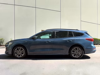 Ford Focus Turnier ST-Line ACC Navi CAM PDC LED - bilder 10