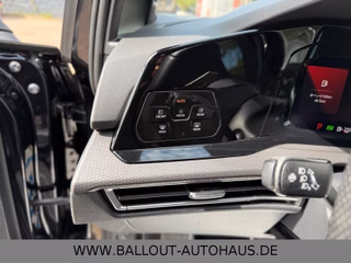 Volkswagen Golf VIII Lim GTI*1.HAND*PANO*ACC*HARMAN*TOT*SHZ - bilder 1