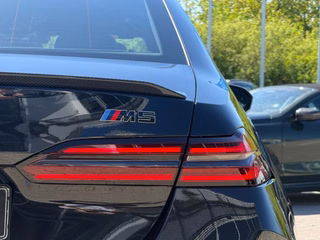 2027 BMW M5 Sedan - photo 1