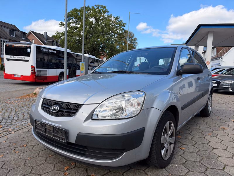 Kia Rio 1.4 Attract 5 türig 2. Hand TÜV 9/26