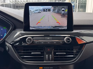 Ford Kuga Plug-In Hybrid ST-Line X/LED/ACC/Garantie 01/28 - bilder 9