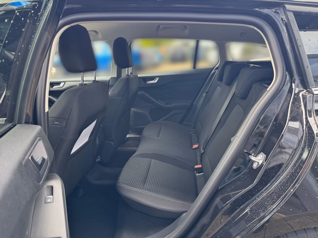 Ford Focus Turnier +TITANIUM EDITION+WINTER PAKET+ - foto 10