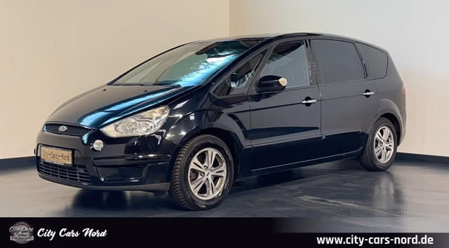 Ford S-MAX Titanium BLUETH-NAVI-TEMPO-PDC-AHK - photo 1