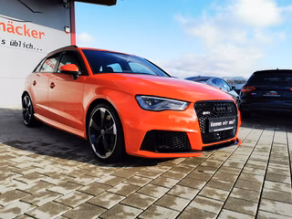 Audi RS 3 Sportback 2.5 TFSI quattro |ACC|B&O|NAV|KEYLESS|LEDER Used vehicle for sale | First registration 07/2016 | Price 38.990 €