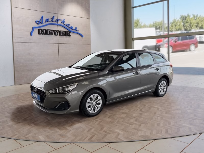 Hyundai i30 Kombi 1,4 100PS Navi/Kamera/Sitzhz/Pdc
