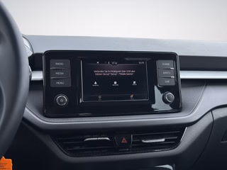Skoda Fabia 1.0 MPI Selection KLIMAAUTOMATIK / LED / SITZHEIZUNG - foto 8