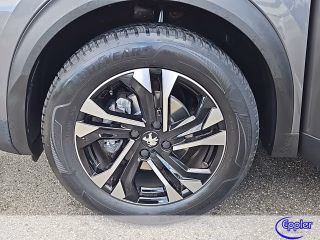 Peugeot 2008 Allure Pack   130 EAT8 Navi Kamera ACC - foto 1